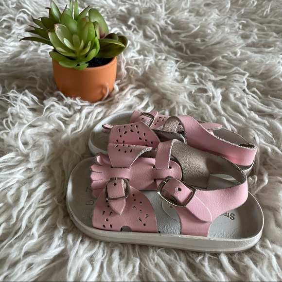 Vintage leather saltwater sandals by small steps - Picture 2 of 4